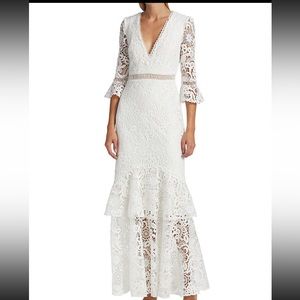 White ML Monique Lhuillier Three-Quarter Sleeve Lace Trumpet Gown size 6.
